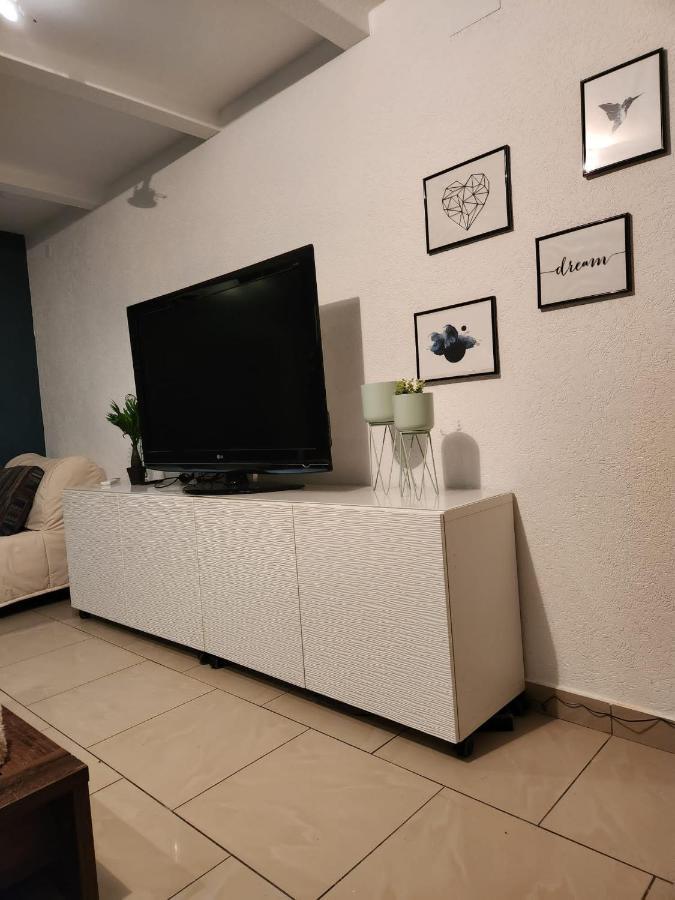 Suite 2 Lits Auberge Du Manala Hotel 24 24 Proche Basel Сен-Луи Экстерьер фото